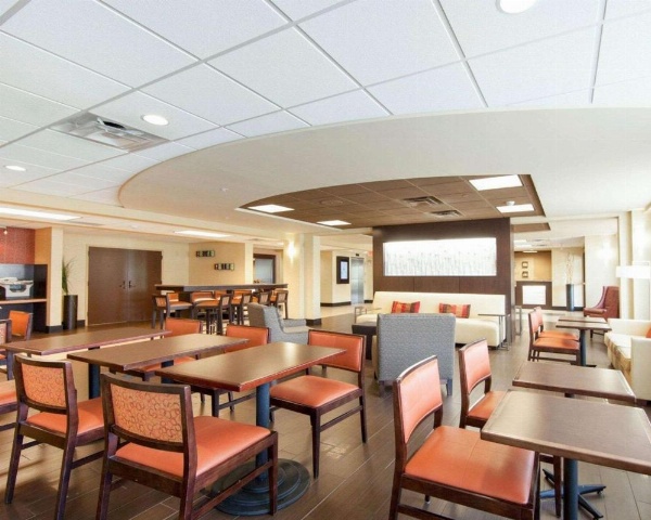 Comfort Inn Oak Ridge image 24