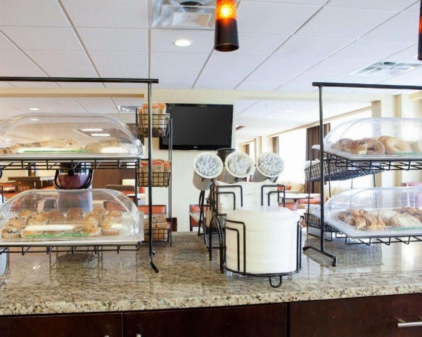 Comfort Inn Oak Ridge image 26